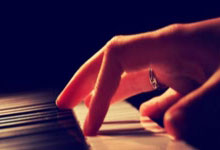 28圈：[NBA]约基奇吸引包夹 助攻默里隔扣詹姆斯.